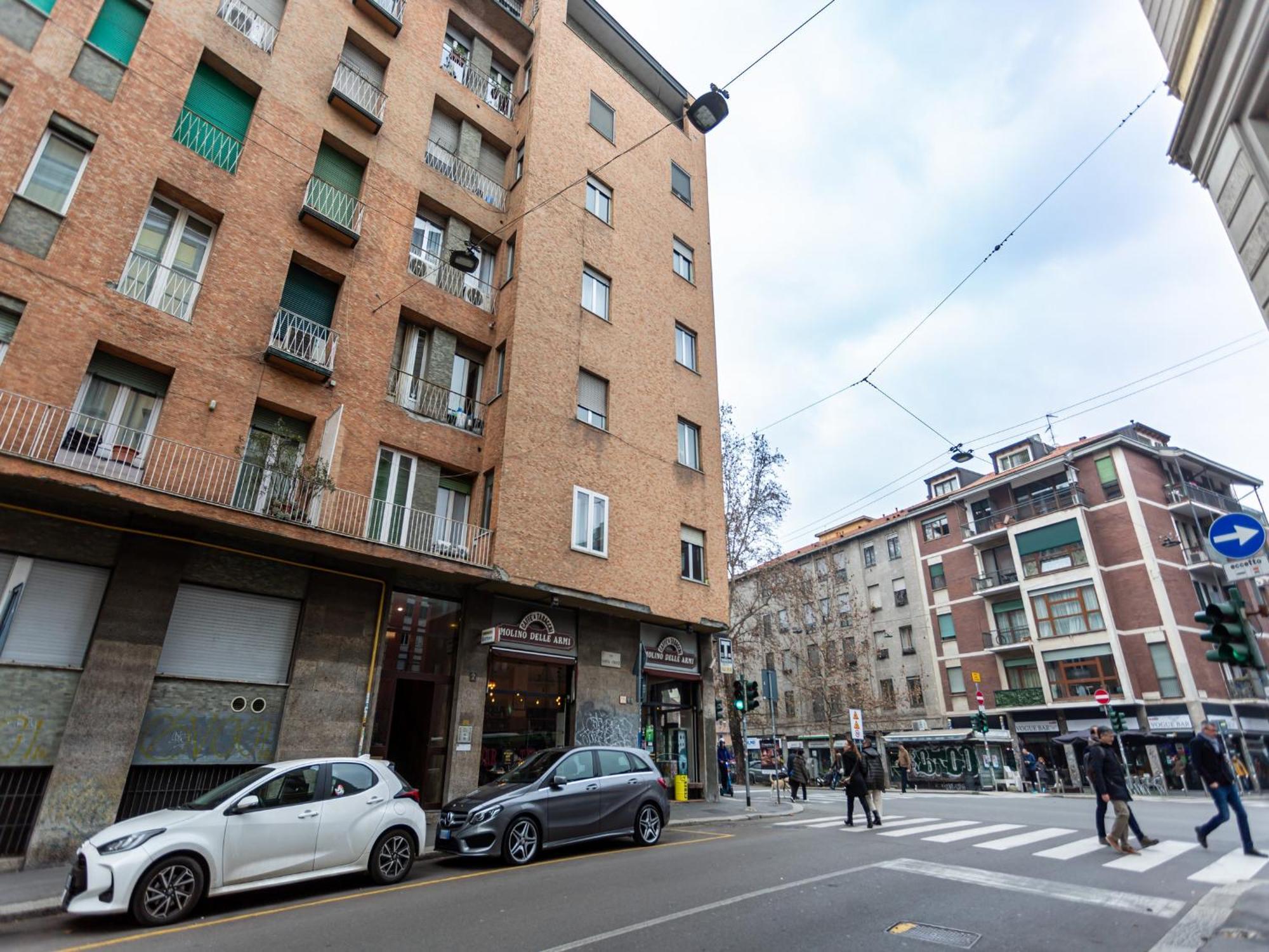 The Best Rent - Cozy Two-Bedroom Apartment Near Colonne S Lorenzo Milano Exterior foto